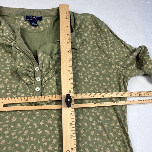 Chaps Henley Ruffle Shirt Green Floral Boho Cottagecore Casual Preppy Top L FLAW - Picture 6 of 9